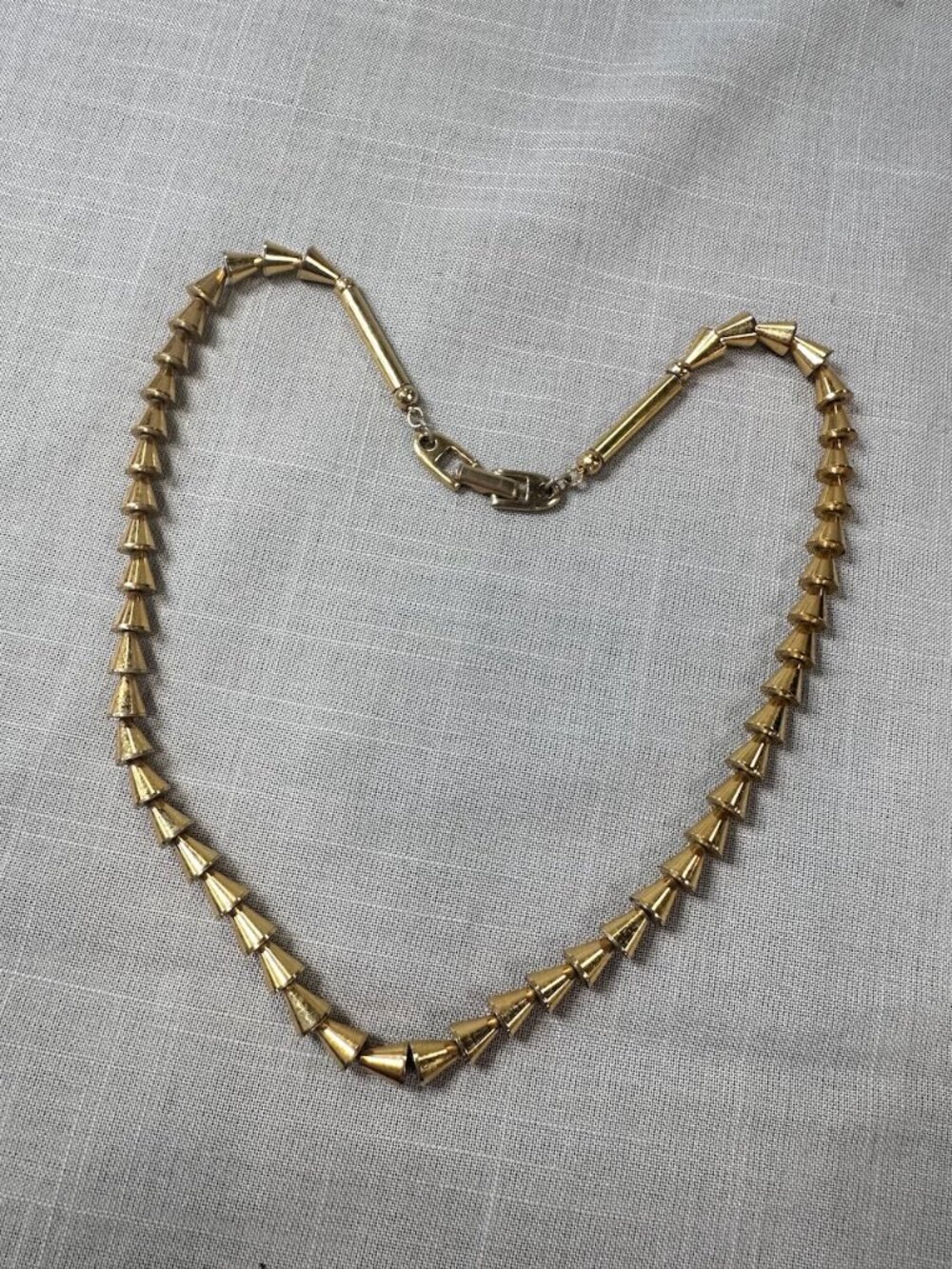 Vintage Napier Gold Tone Triangular Cone Necklace - Picture 9 of 9